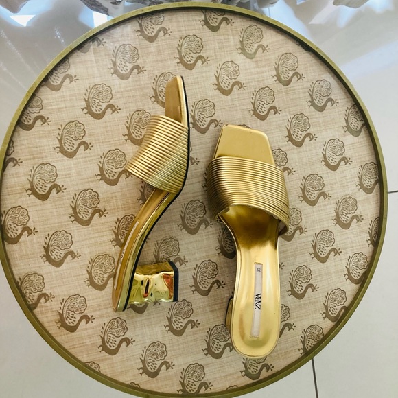 ZARA original Women’s gold heels - Picture 2 of 9
